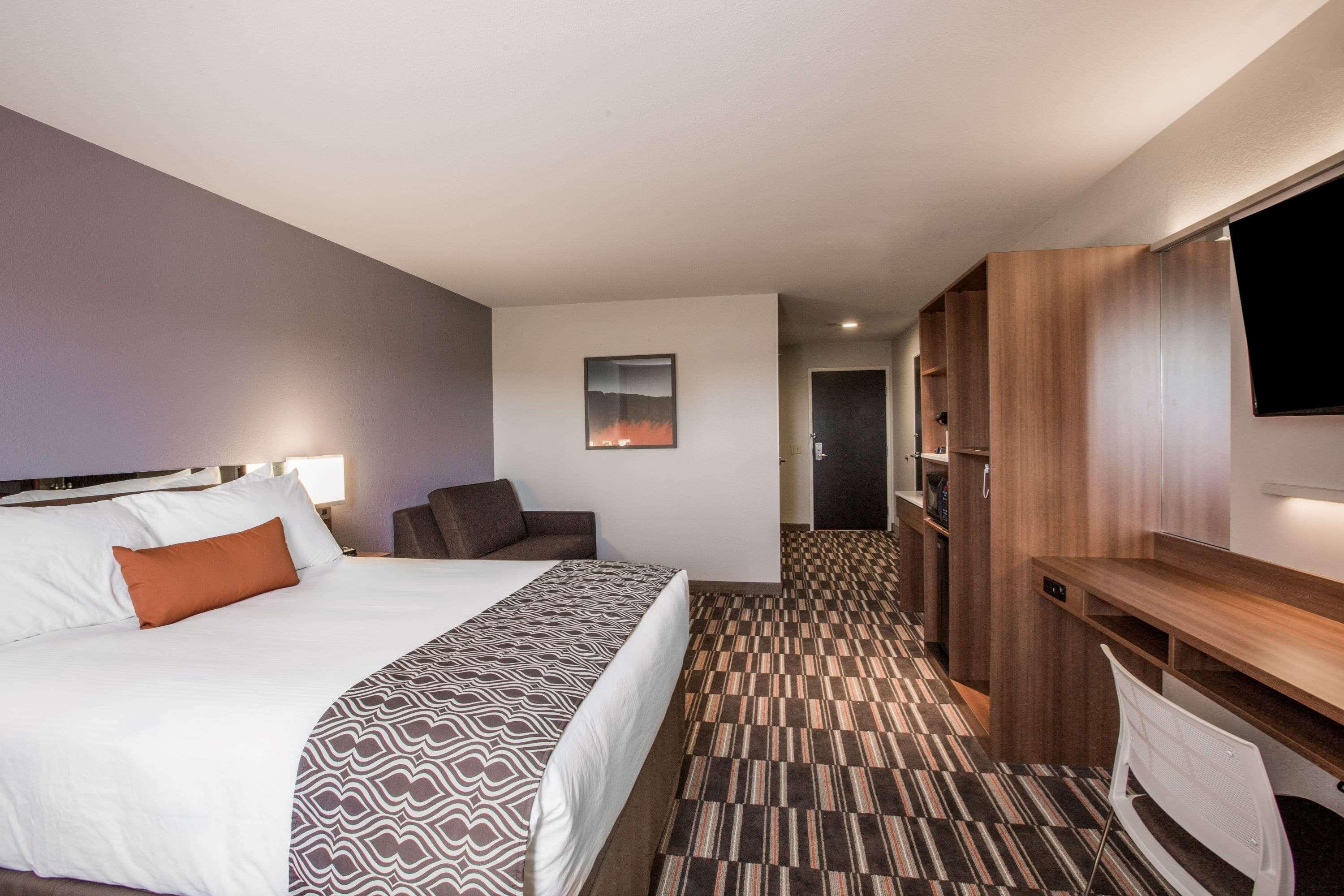 Microtel Inn & Suites By Wyndham Tioga Bagian luar foto