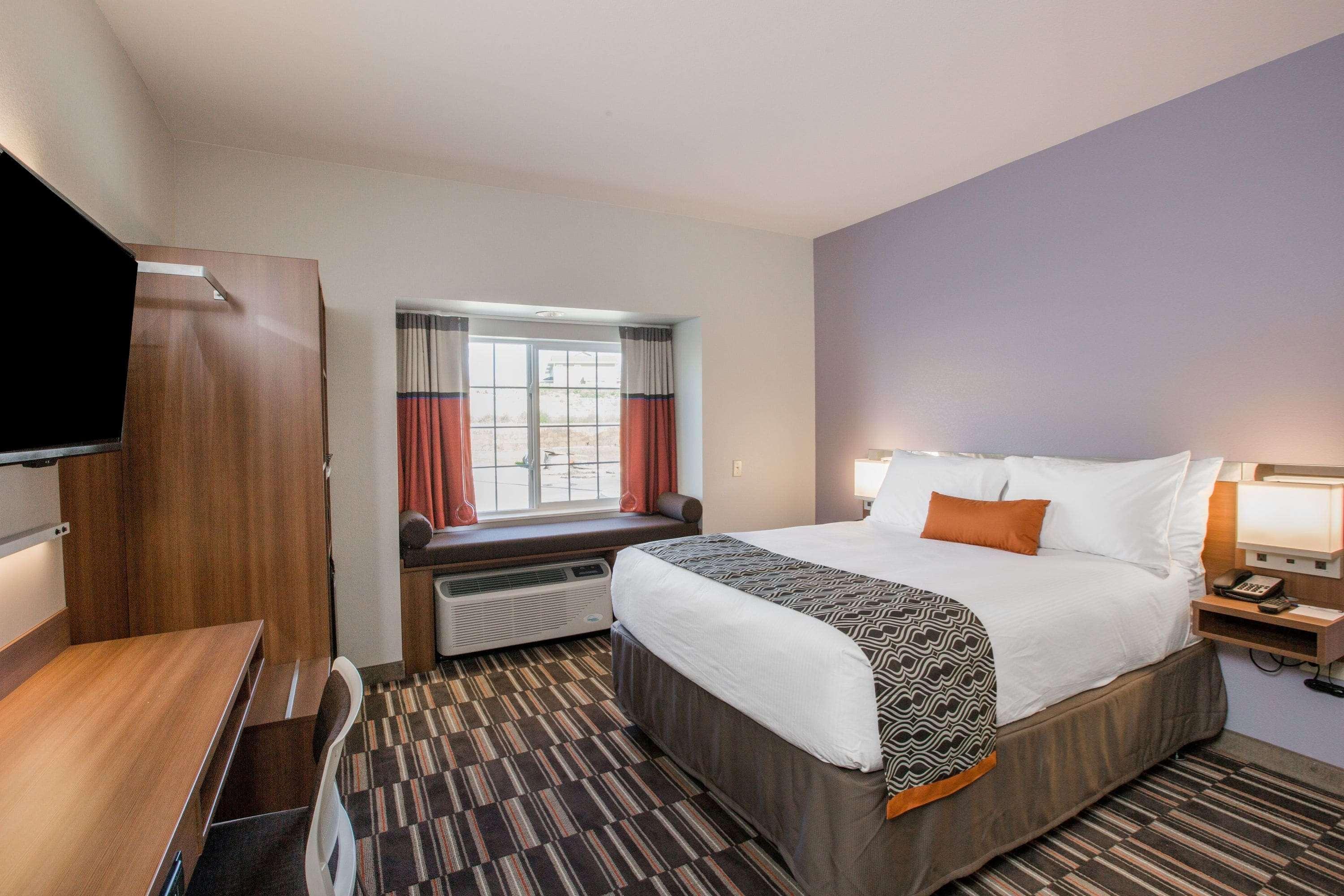 Microtel Inn & Suites By Wyndham Tioga Bagian luar foto